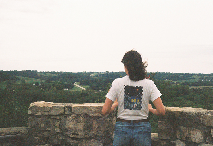 2021 film photo taken on a Pentax K1000 in Iowa by graphic designer Abbi Roush.