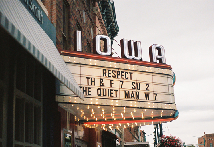 2021 film photo taken on a Pentax K1000 in Iowa by graphic designer Abbi Roush.