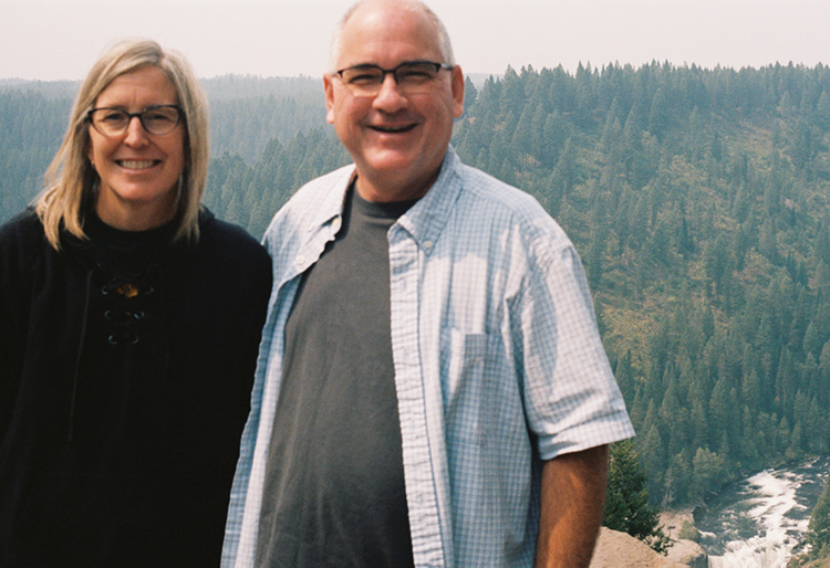 2021 film photo taken on a Pentax K1000 in Wyoming by graphic designer Abbi Roush.