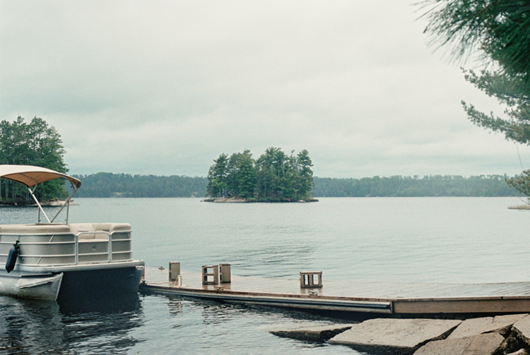 2022 film photo taken on a Pentax K1000 in Minnesota by graphic designer Abbi Roush.
