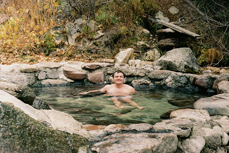 2024 film photo taken on a Pentax K1000 in Idaho by graphic designer Abbi Roush.